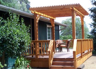 Redwood deck with arbor - Squaw Valley